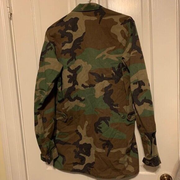 U.S. ARMY MILITARY SIZE SMALL LONG COMBAT CAMOUFLATE WOODLAND COAT - Picture 3 of 5